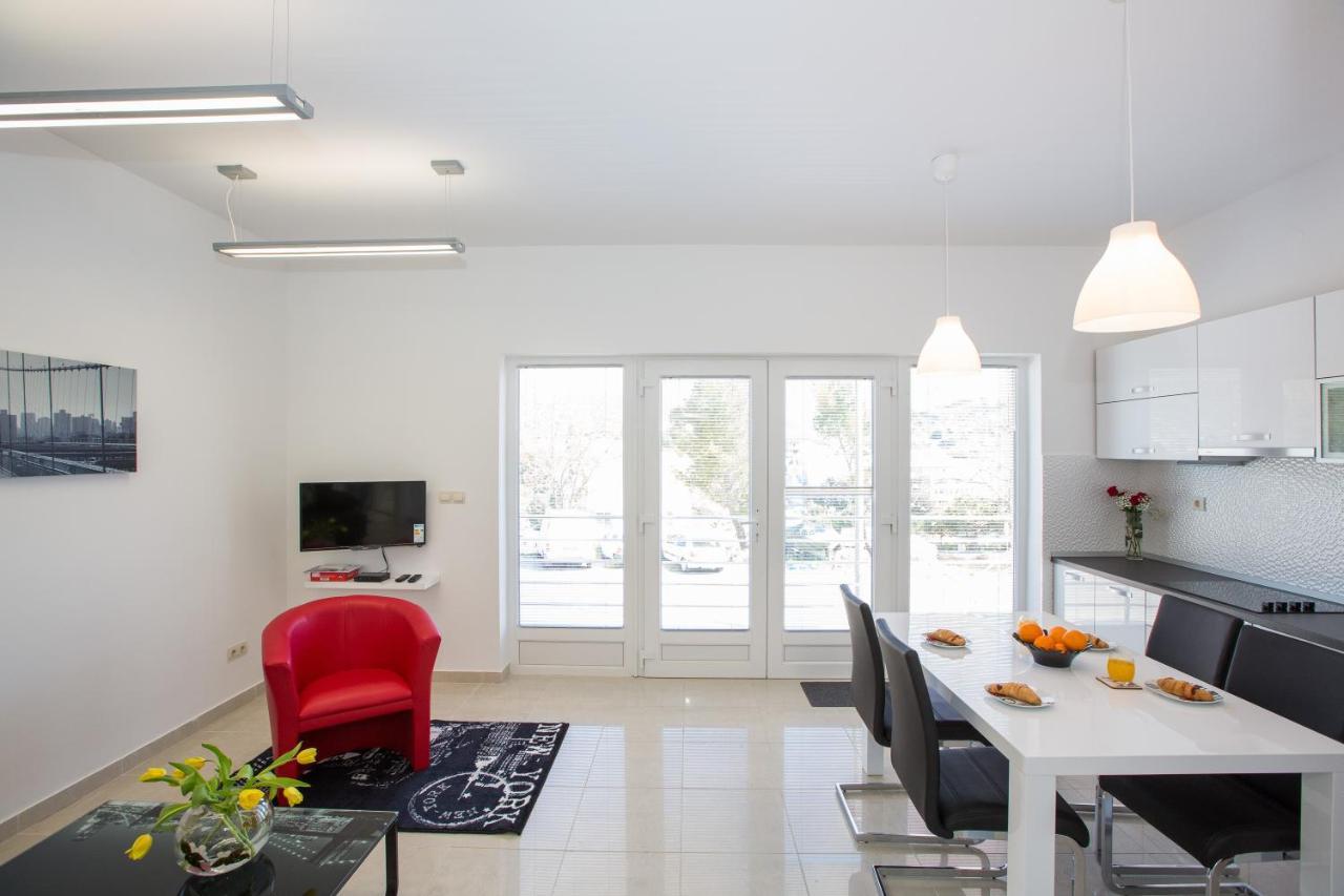 Apartments And Room Adriatic Blue Dubrovnik Exterior photo